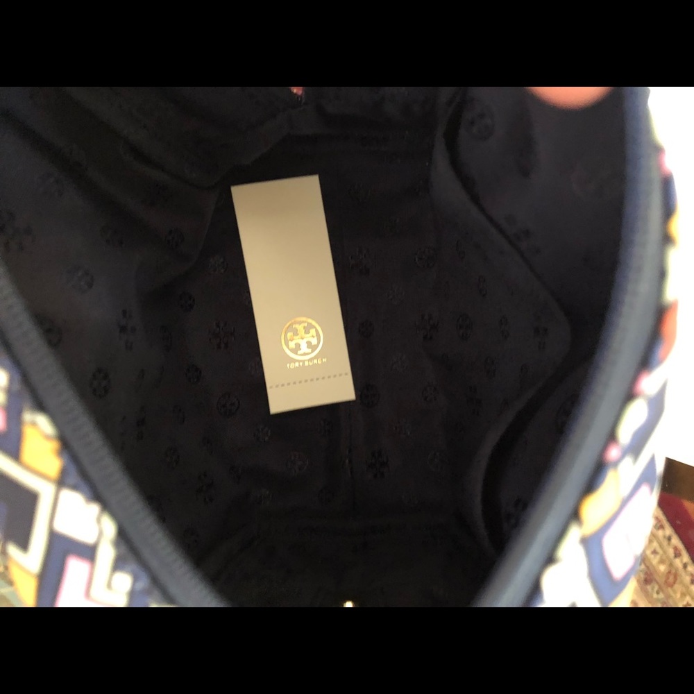 NWT Tory Burch geometric pattern Emma tote&case - Picture 3 of 7